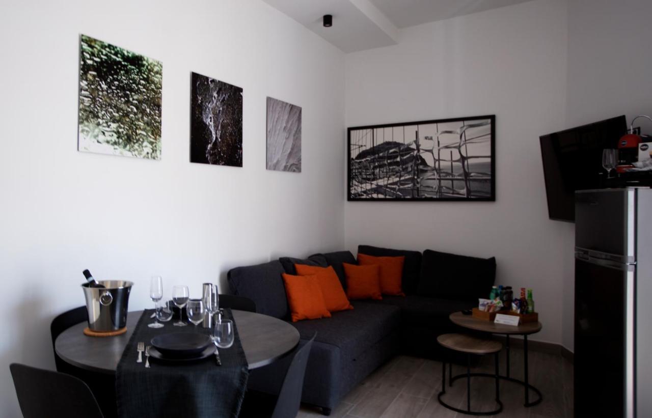 Scugnizzo Apartment Luxury Home ナポリ エクステリア 写真