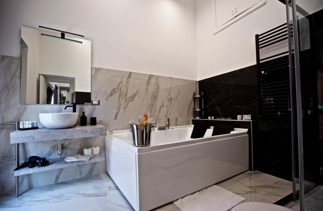 Scugnizzo Apartment Luxury Home ナポリ エクステリア 写真