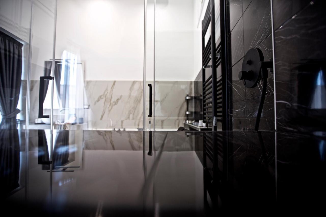 Scugnizzo Apartment Luxury Home ナポリ エクステリア 写真